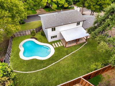 10 mins to DT Austin | Pool | The Big Chill