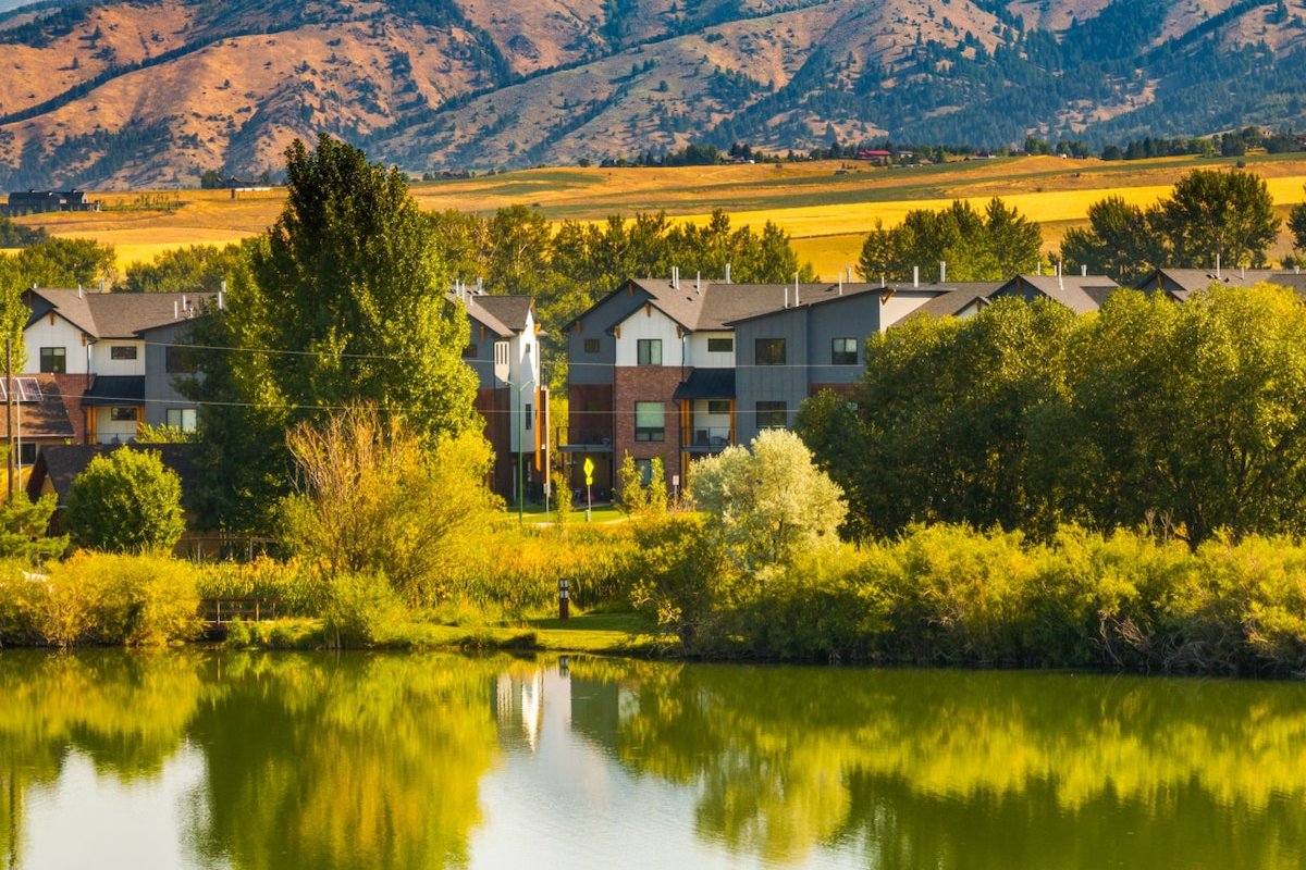 Bridger Vale Retreat gallery image 2