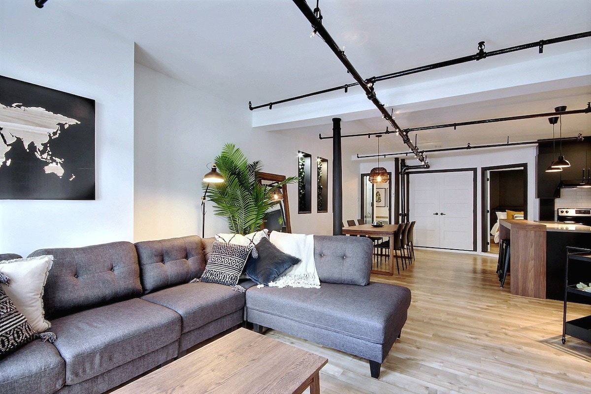 Deluxe Estate – Two in One Downtown Québec City gallery image 5