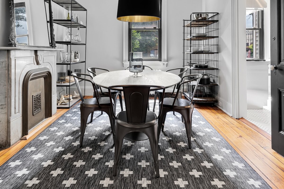 Logan Circle Kastle gallery image 3