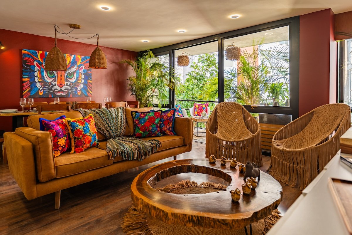 4BR Elegant Urban Escape Amsterdam Condesa w/AC gallery image 2