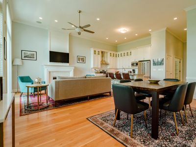 Luxe 3BD/2BA with Fireplace and Private Balcony