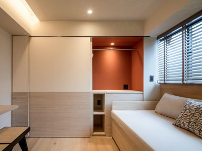 6-story Apt in Azabu, near Tokyo Tower and train