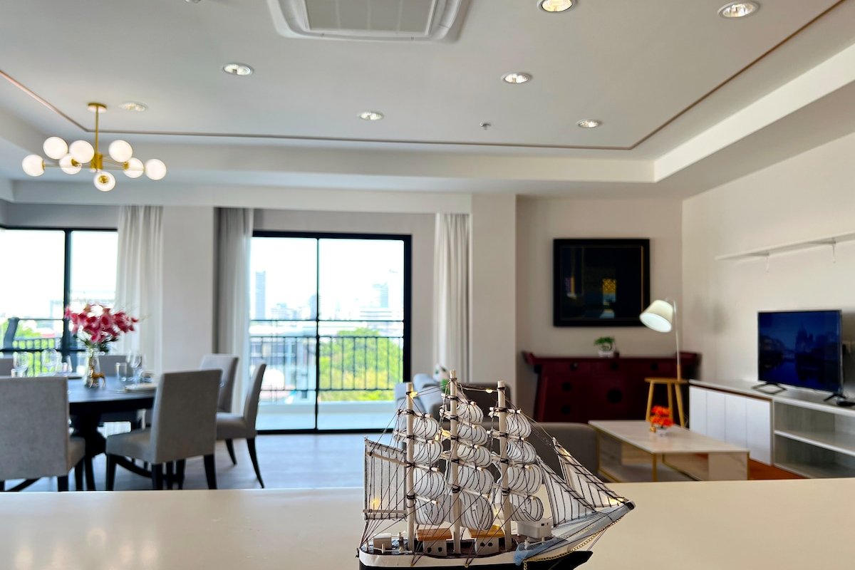 501: Premium 4Beds 4Bath Wifi & Netflix, Pool View gallery image 5