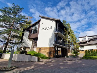 4 apart CONDO vs banquet hall