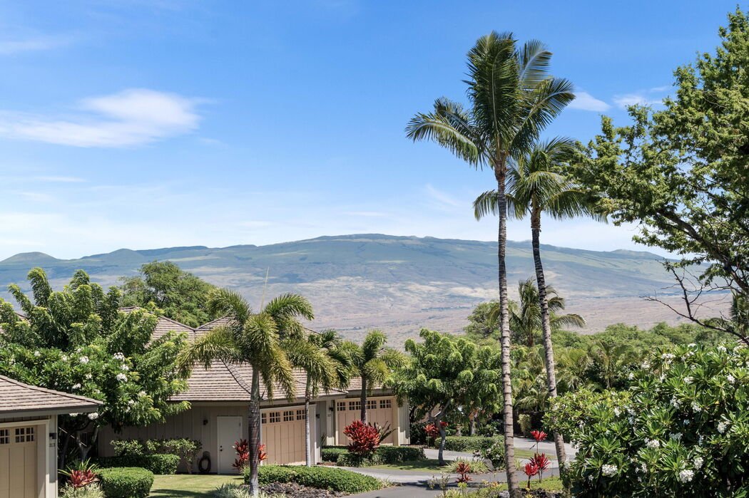 Private Pool & Beach Access | Includes Concierge! gallery image 2