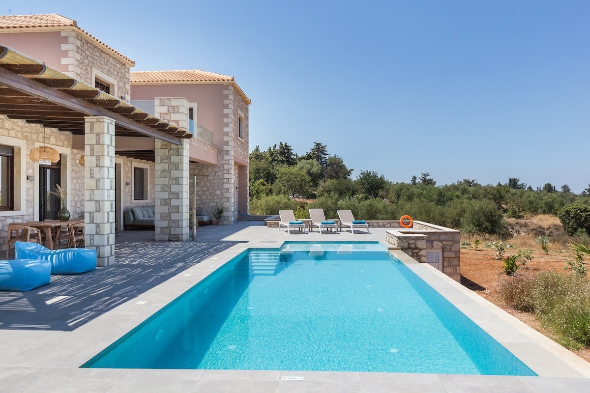 New SeaView Villa w/Private Pool & Ping Pong Table gallery image 4