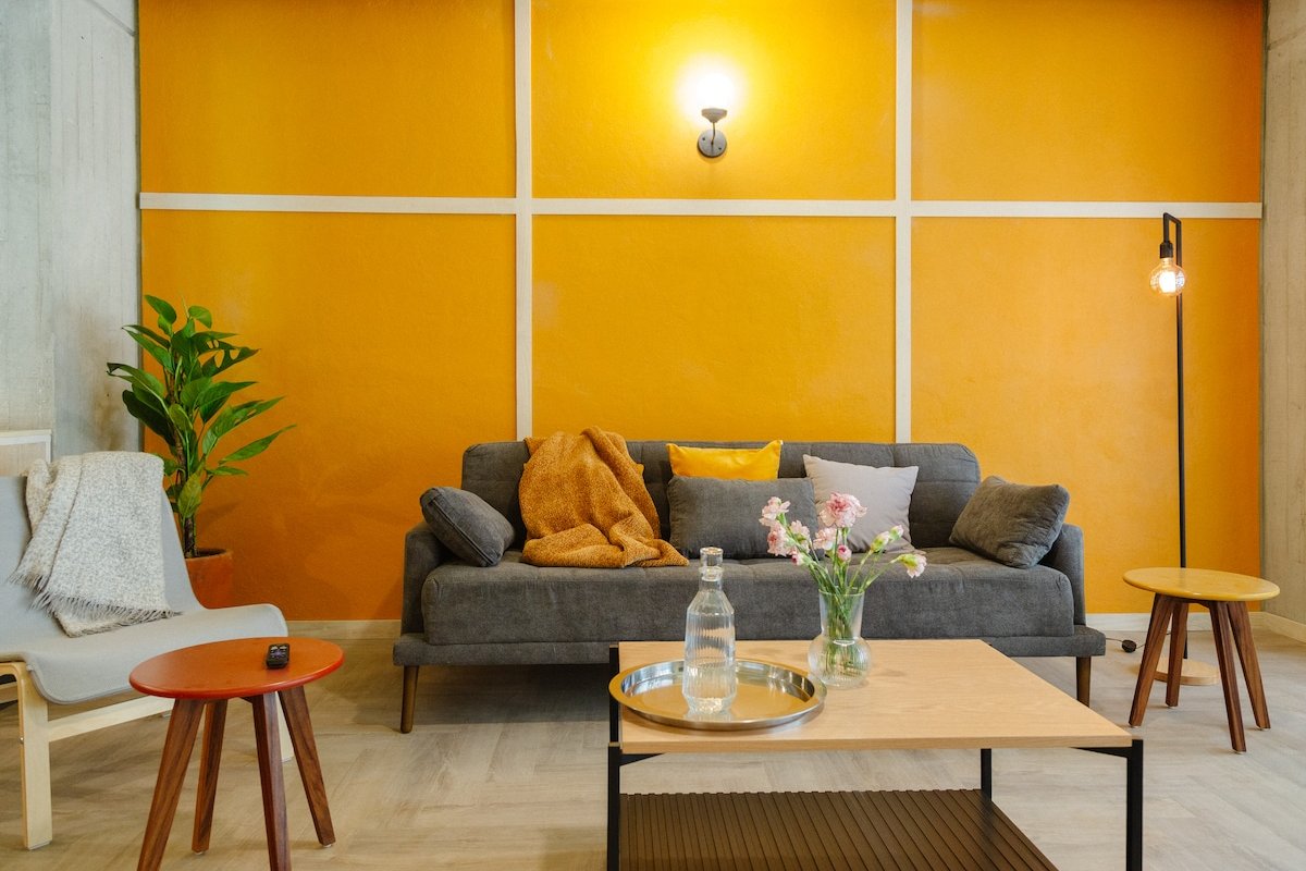 Discover Roma | 2BR | Balcony gallery image 3