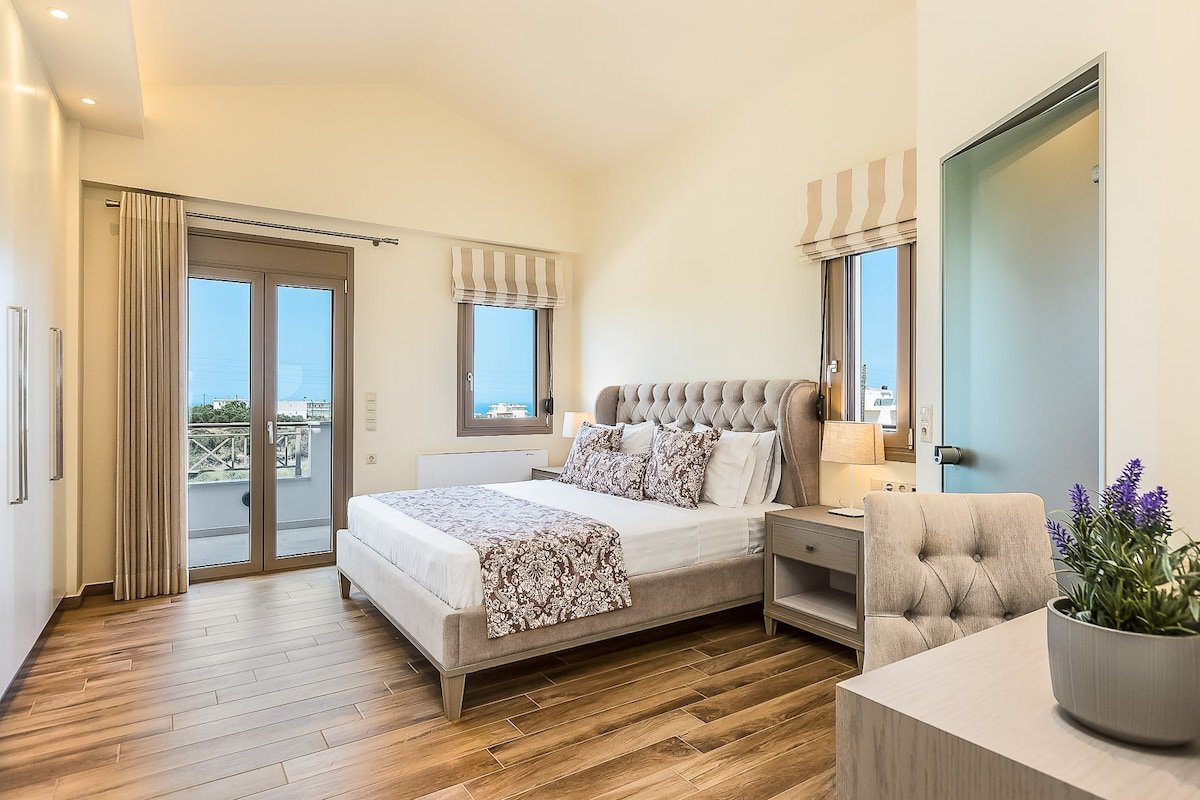 Aelia Residence gallery image 2