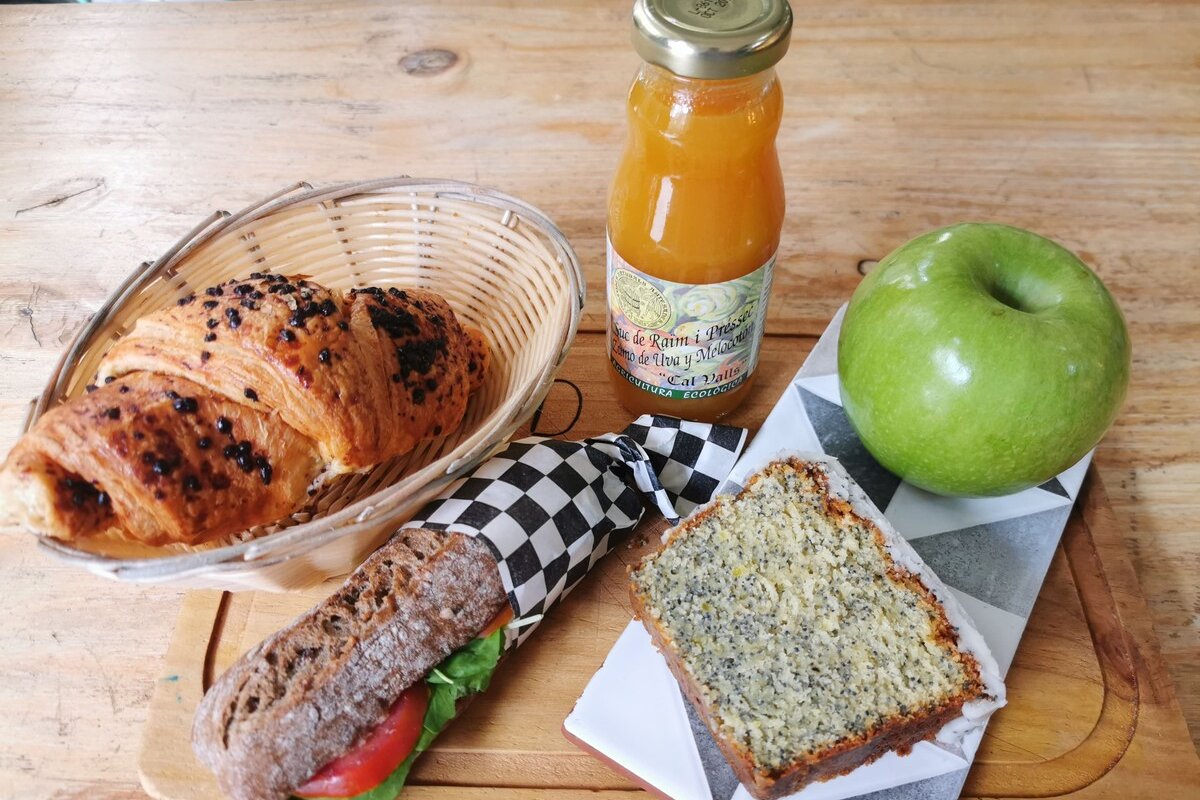 Very spacious apartment in the center gallery image 4