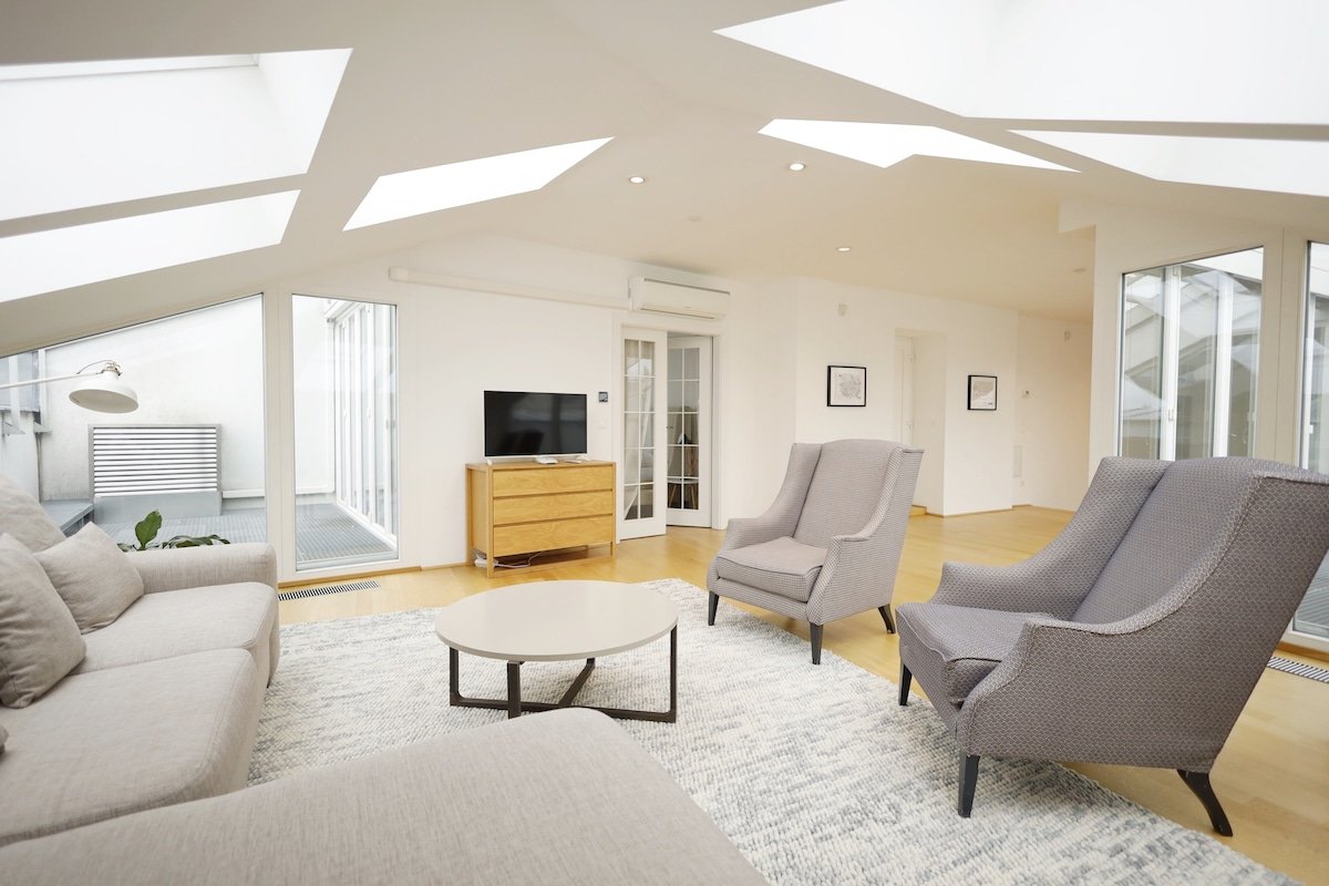 Supreme Apartment near Oper – Apt 22 gallery image 2