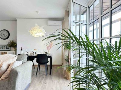 Comfort & Light by the Sea and Port