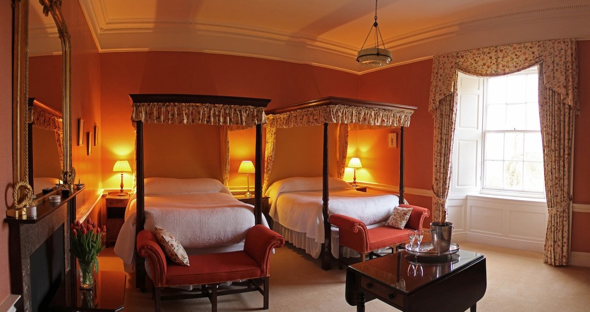 Elegant Castle in Sligo Ireland gallery image 2