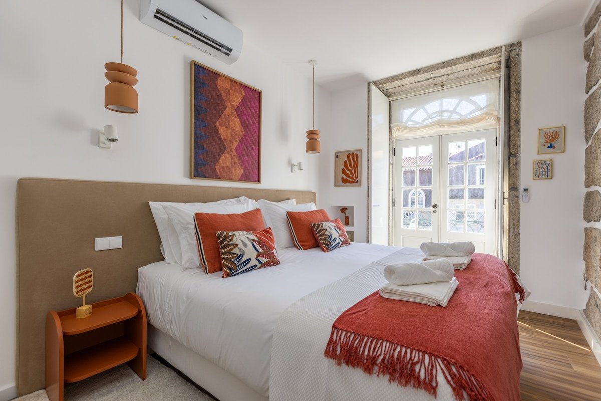 OPO Ribeira I – 2Bedroom Apt gallery image 2