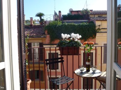 Perfect Bright Prime Spanish Steps-Balconies-Chic