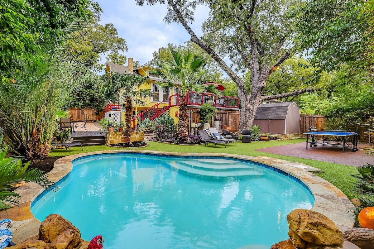 Austin Oasis With Pool Close to UT and Downtown gallery image 3