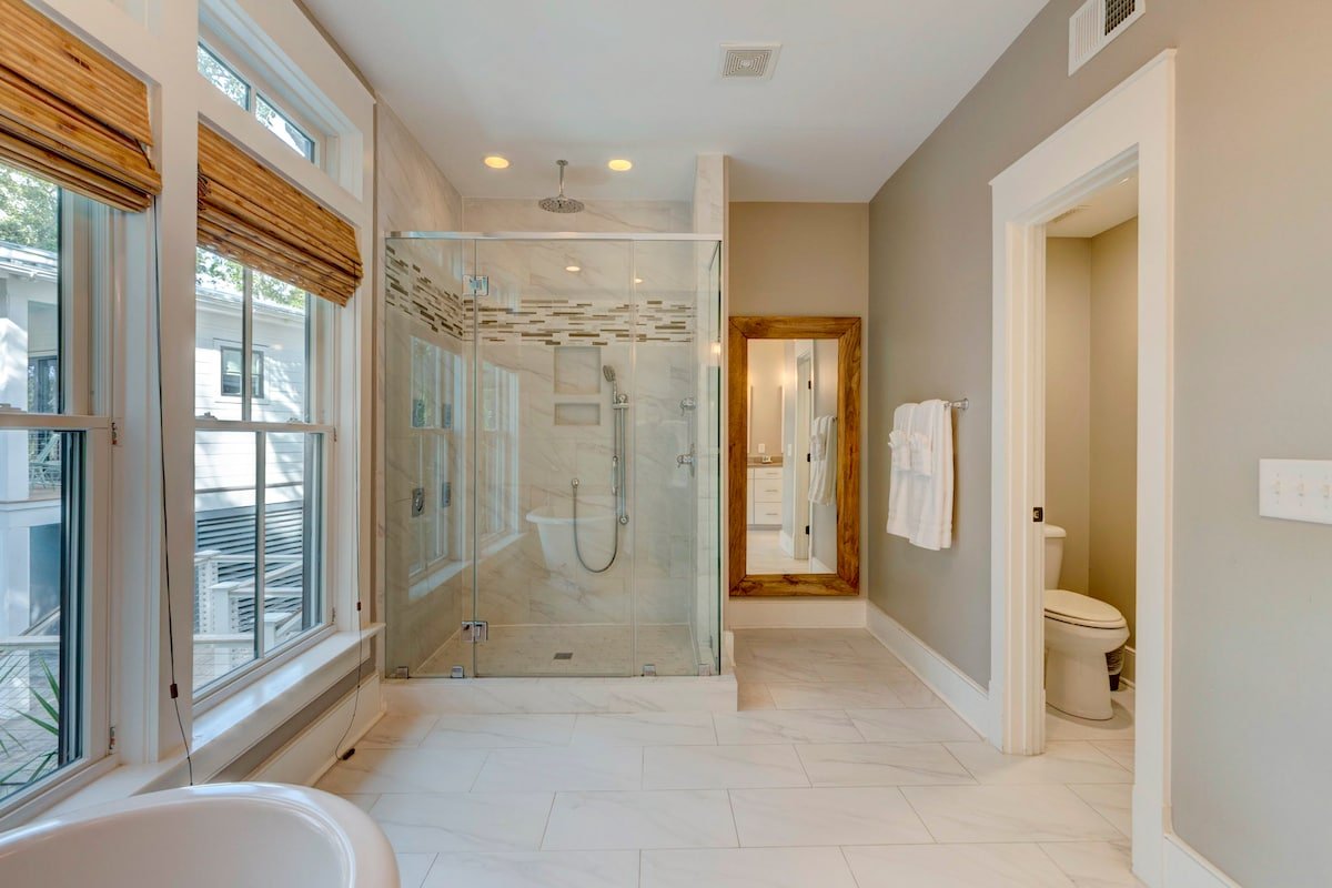 The Tree House gallery image 5