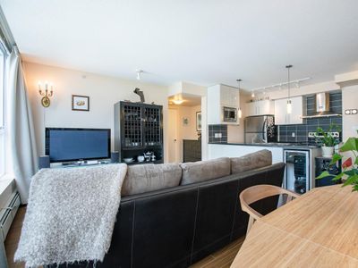 Entire Apartment | Downtown | Parking