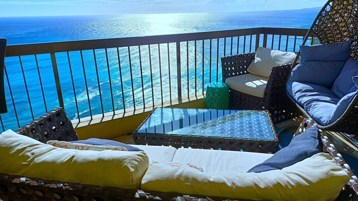 #1 Penthouse Oceanfront Waikiki gallery image 2