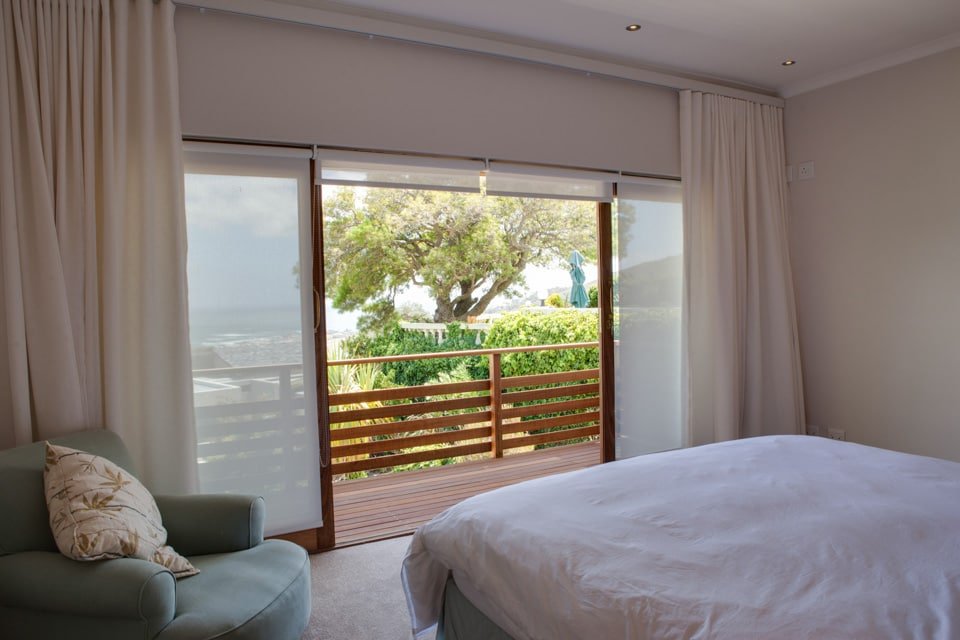 Woodford Villa gallery image 5