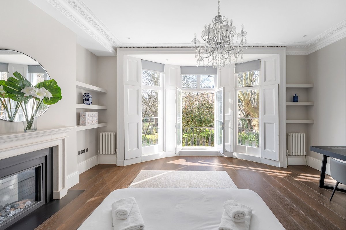 The Garden Retreat – Direct Garden Access gallery image 2