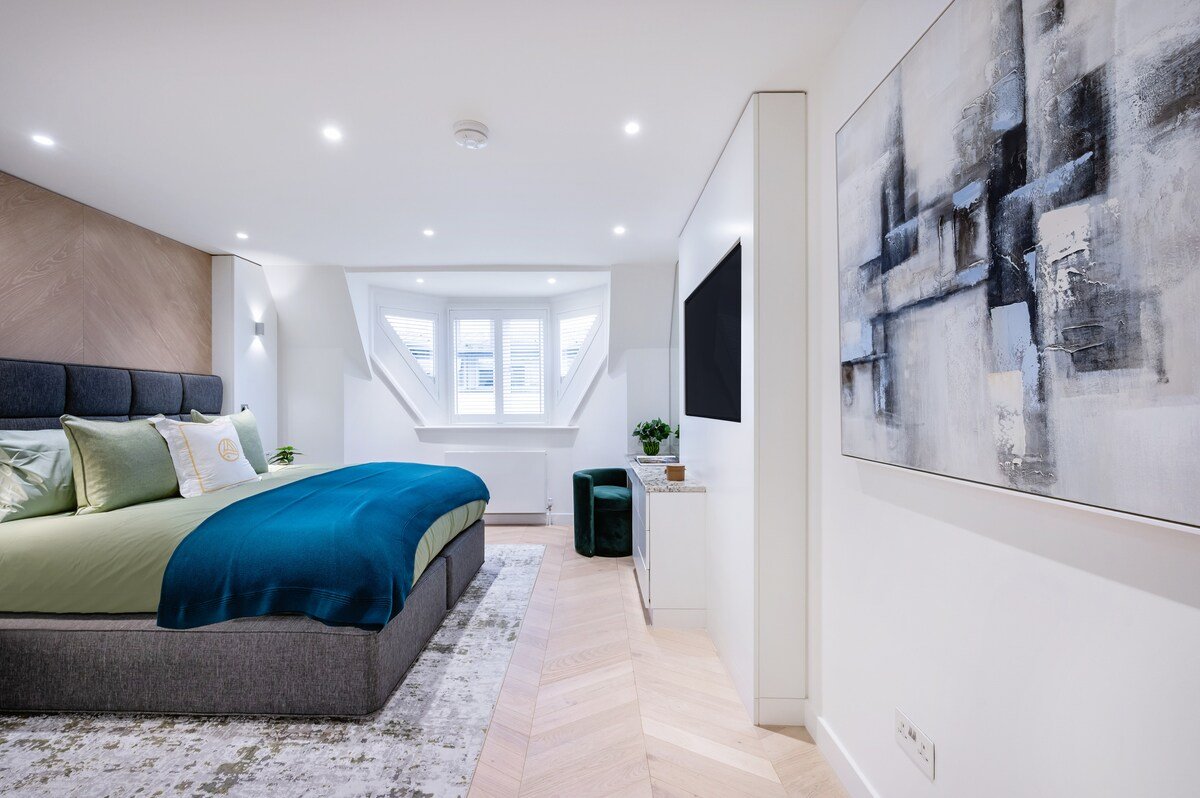 The Opera House Penthouse with Terraces gallery image 4