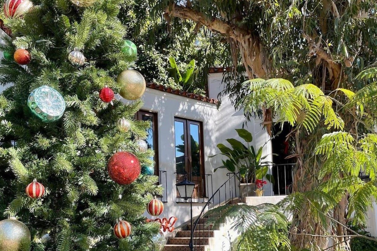 Escape the Cold to LA 20% Off til 12/31 gallery image 2