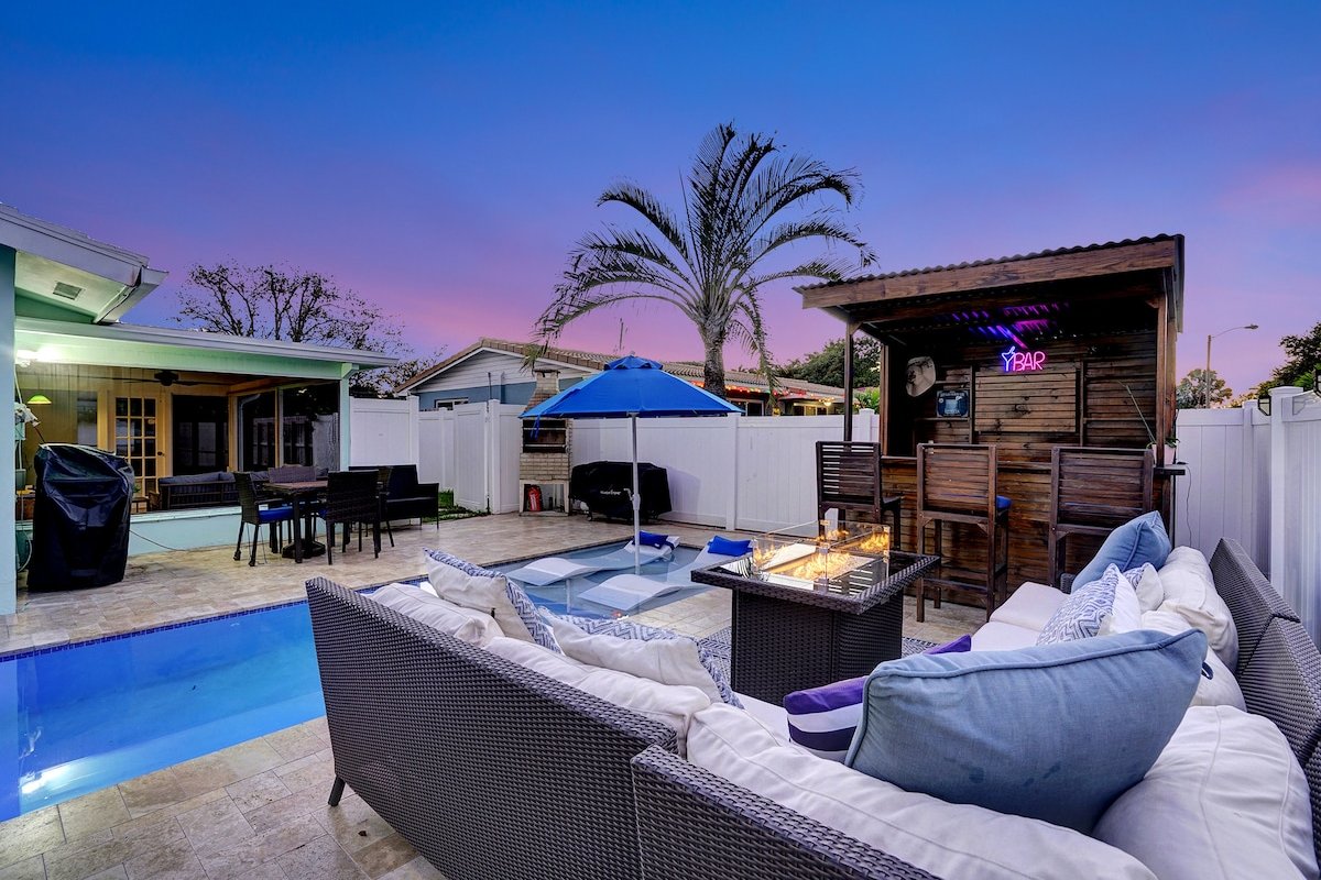 Beach|HeatedPool|Hottub|FreeParking gallery image 3