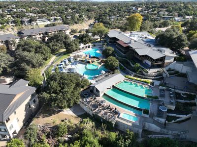 Lakeway Spa & Resort Luxury Condo (Full Access)