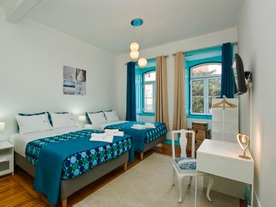 C&O Lisbon Apartments