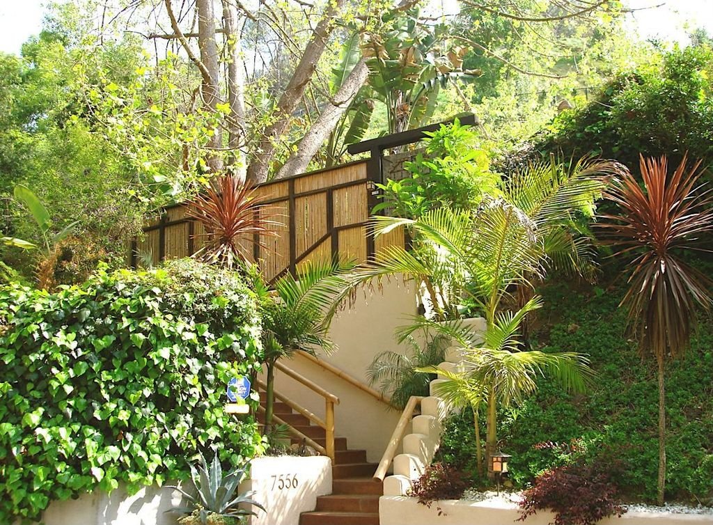 Modern Balinese Zen Spa Retreat in Hollywood Hills gallery image 2