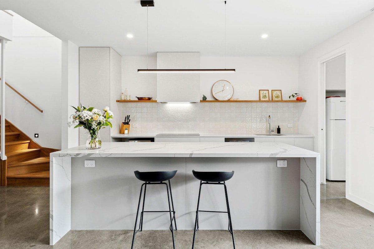 Lonnie gallery image 4