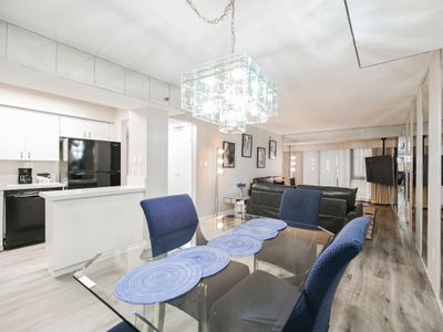 N78 2BD/2BA Center Strip |Great Views | Sleeps 12