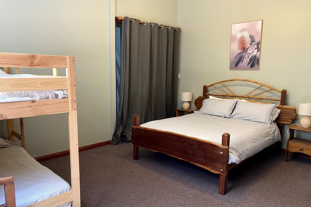 Rustic Retreat – Sunshine Coast Hinterland gallery image 4