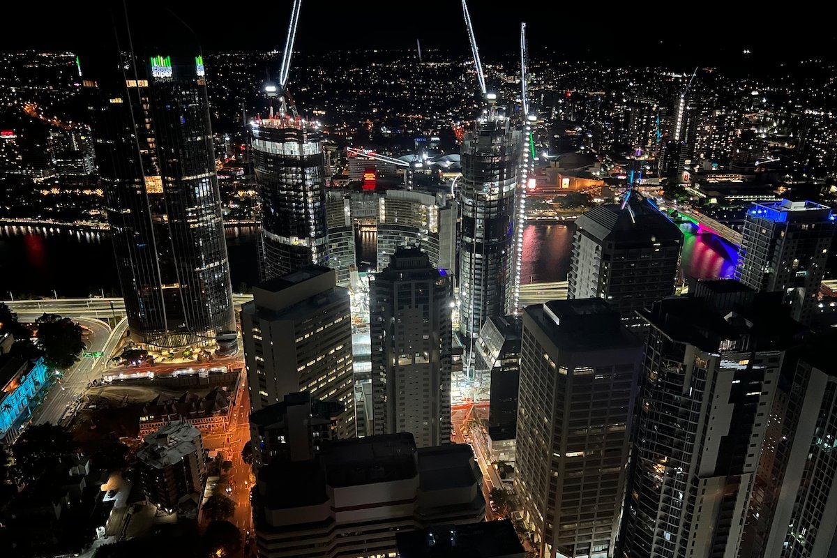 Best View in Brisbane level 69 Over the river gallery image 3