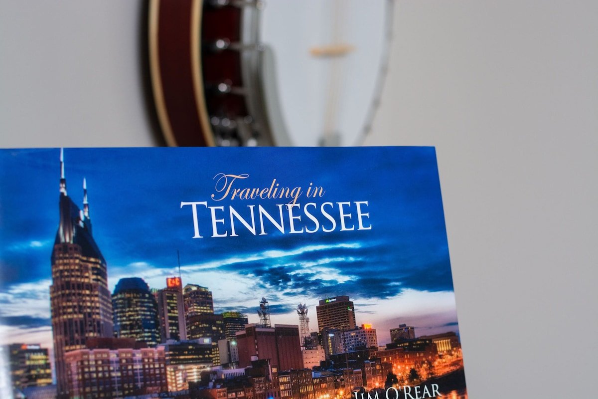 HOPE GARDENS HIDEAWAY! 1 MILE FROM DOWNTOWN gallery image 5