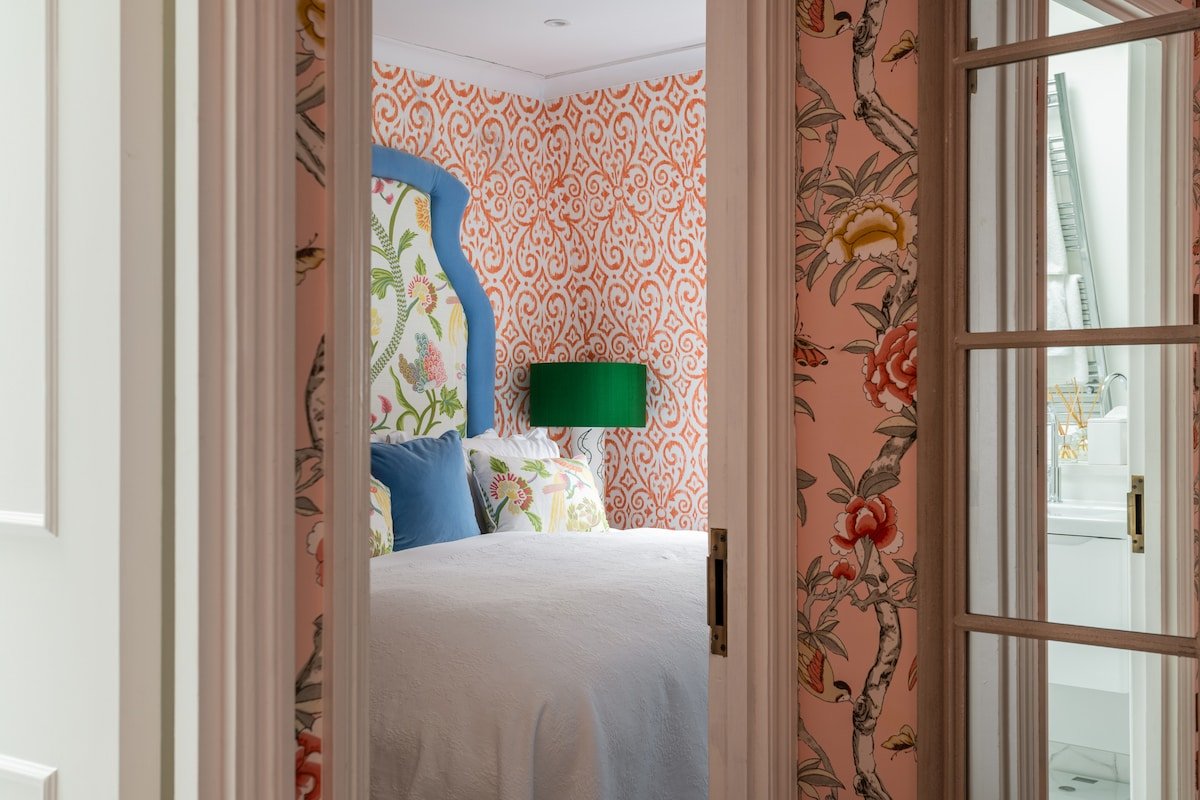 Rare Opportunity £4M Mews on Iconic Pavilion Road gallery image 2