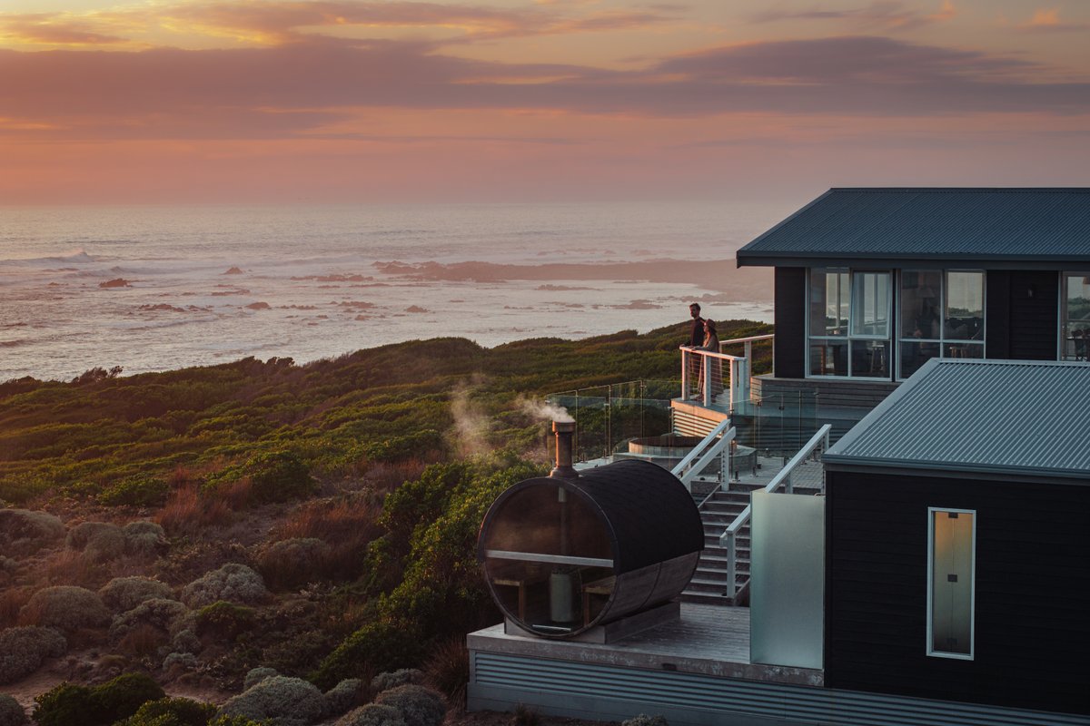 Bass Lodge King Island- Unique Oceanfront Escape-