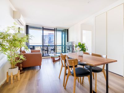 Waterfront 2BR Docklands apt w Balcony&FreeParking