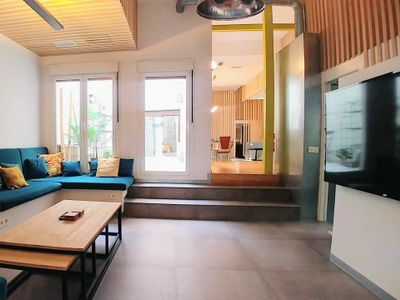 Spacious 5br·4bath, Museums Prado, ReinaSofia, A/C