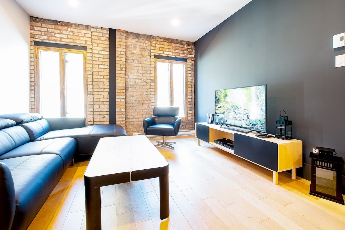 SP302 – Lofts St-Pierre – Par Les Lofts Vieux-QC gallery image 3