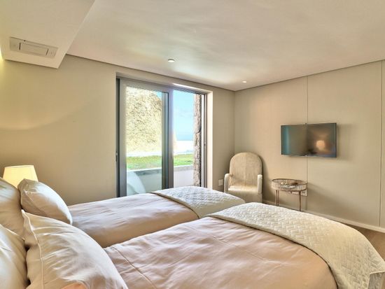 Bed - Room