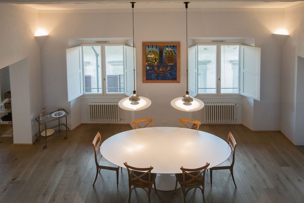 Cozy, spacious, bright: Florence at 360 ° gallery image 3