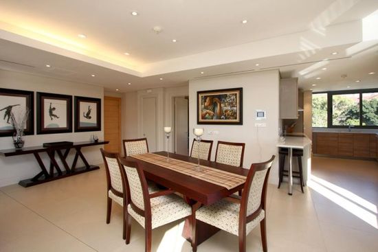 Photo 3 of Kylemore 410 accommodation in V&A Waterfront, Cape Town with 3 bedrooms and 3 bathrooms