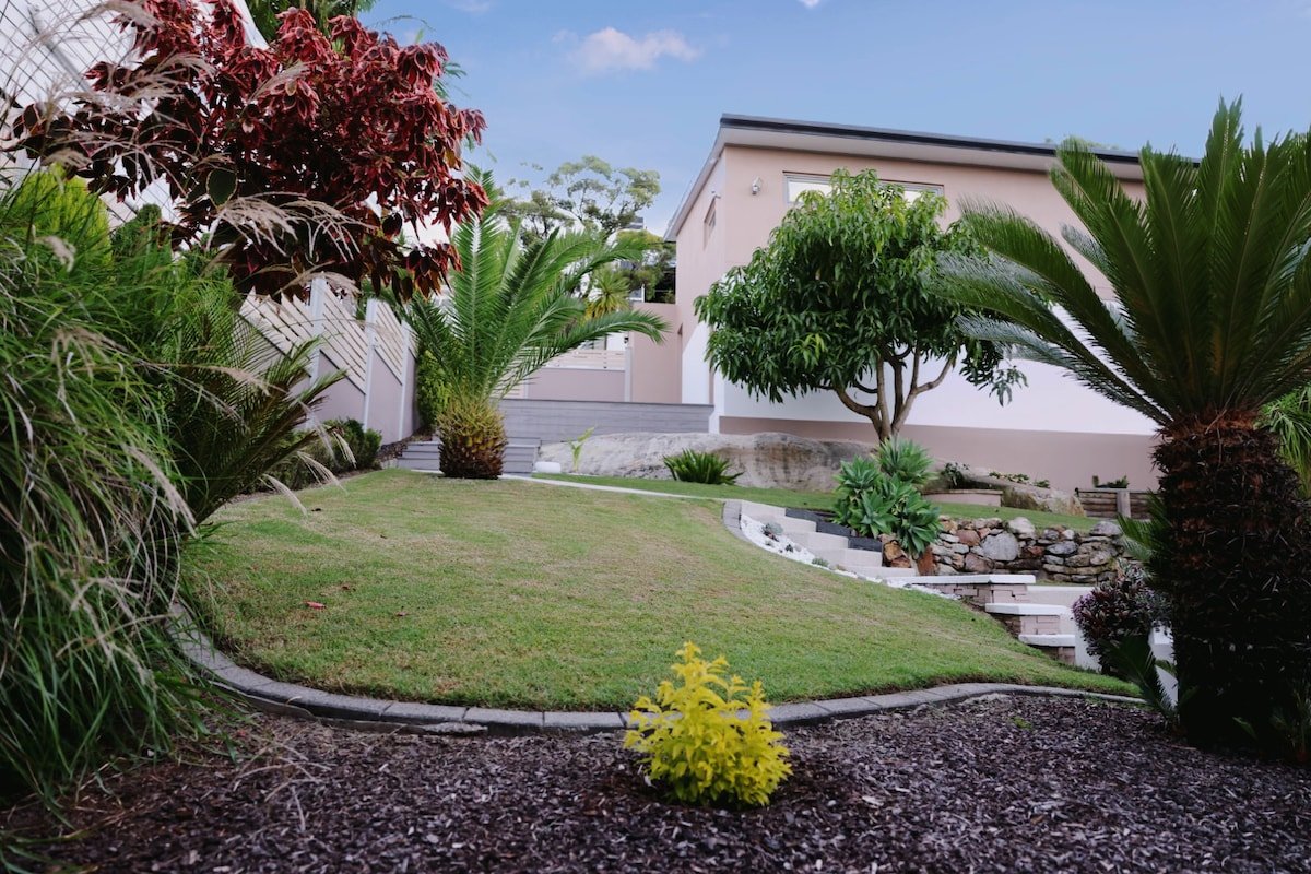 More like a holiday resort! gallery image 4