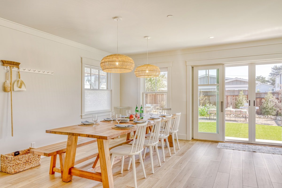 Walk to the Beach Bungalow-near Half Moon Bay, SF gallery image 4