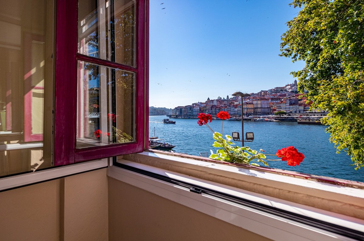 NorteSoul Porto à Vista – 2Bedroom w/ River View gallery image 3