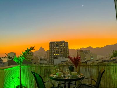Cobertura linda com piscina na praia de Ipanema