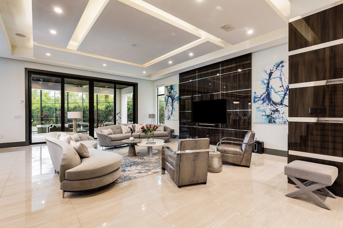 Reunion Pandora gallery image 5