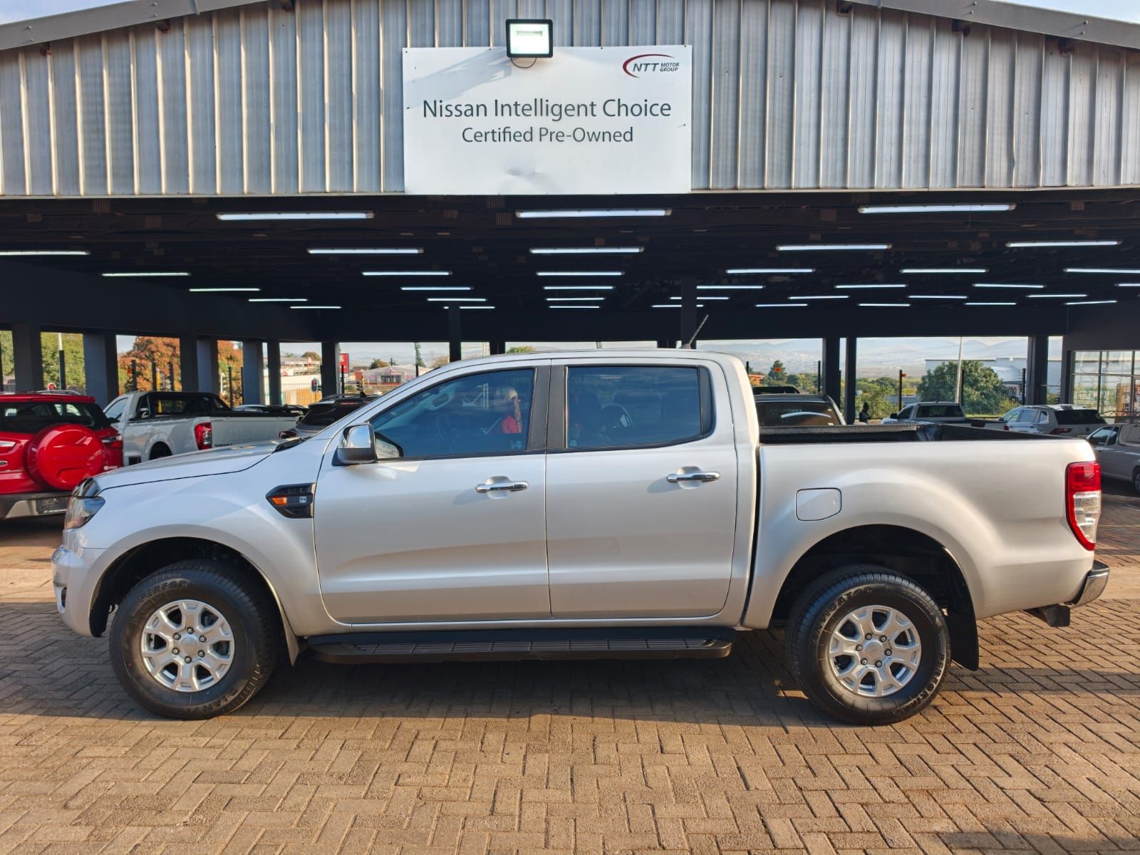 Used car gallery